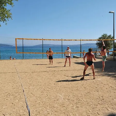 2 Bedroom Gorgeous In Kastel Luksic Apartment Kastela