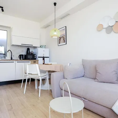 2 Bedroom Gorgeous In Kastel Luksic Appartamento